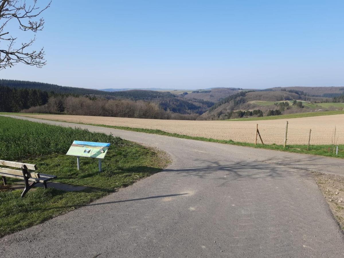 Ferienwohnung Sternfeld Osburg Exteriör bild