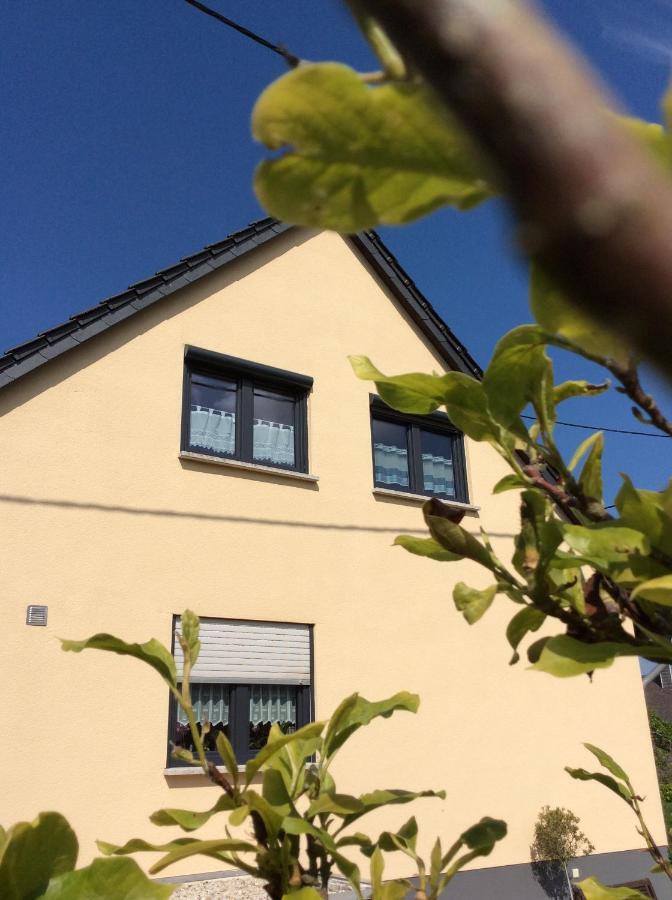 Ferienwohnung Sternfeld Osburg Exteriör bild
